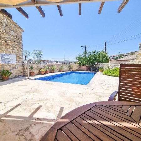 Poolside Escape Studio In Skarinou Village With Pool Facilities 외부 사진